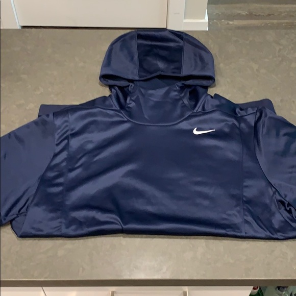 nike therma football hoodie
